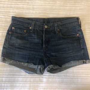 Levi’s Medium Wash Denim Shorts - Levi’s 501